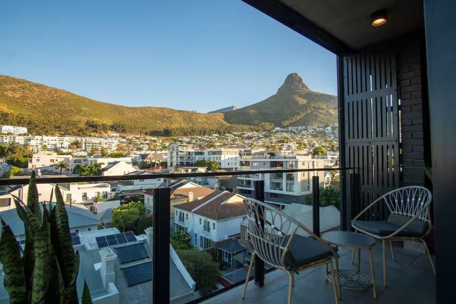 To Let 2 Bedroom Property for Rent in Sea Point Western Cape
